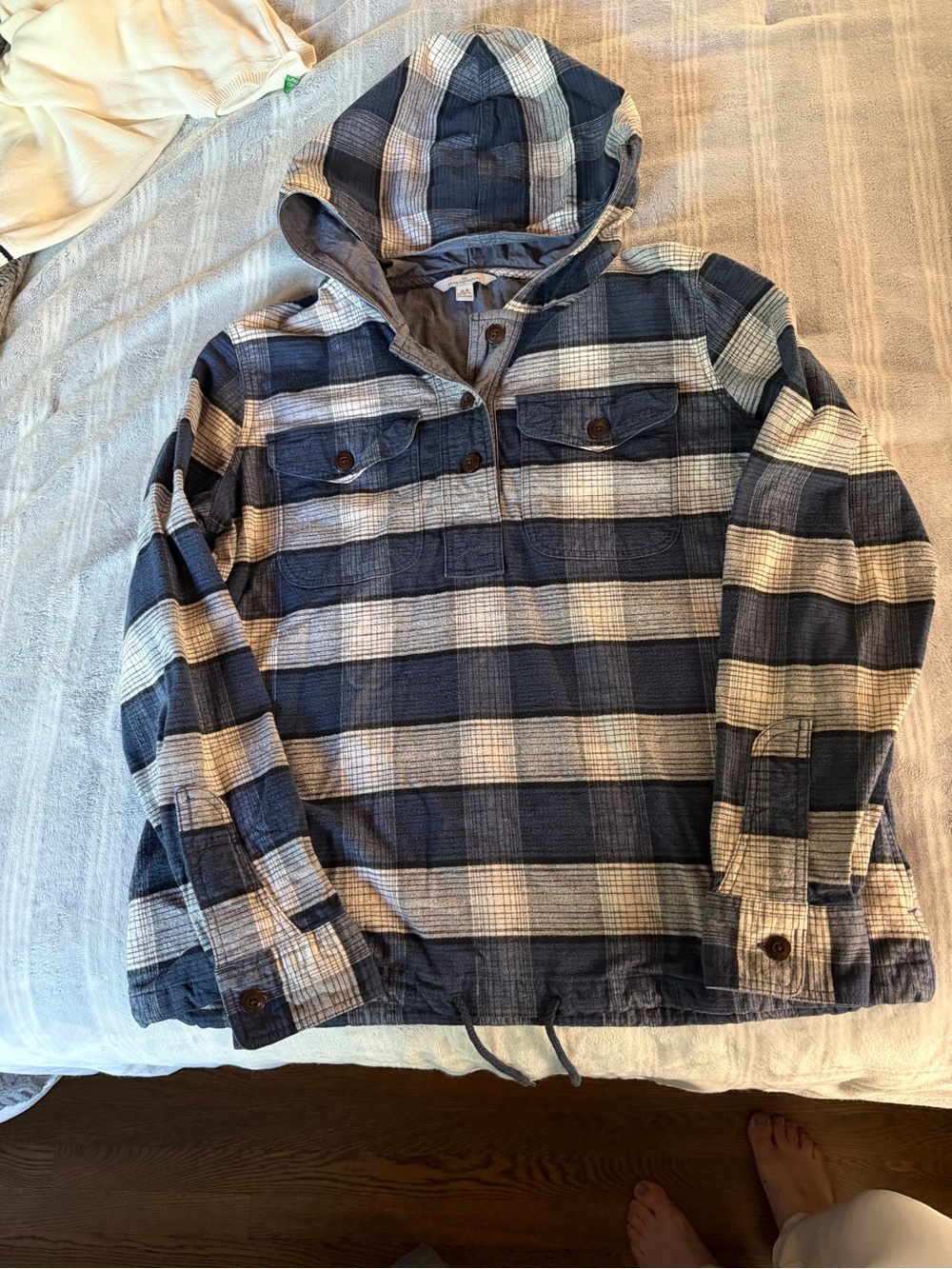 L.L. Bean Blue and Cream Hooded Plaid Pullover Shirt Jacket